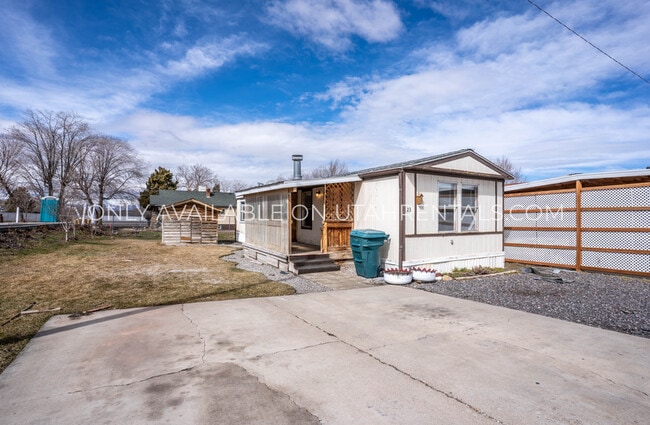 Building Photo - 440 W Main St