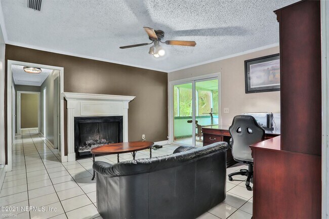 Building Photo - 3 br, 2 bath House - 270 Jefferson Ave