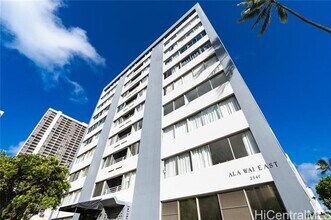 Building Photo - 2547 Ala Wai Blvd