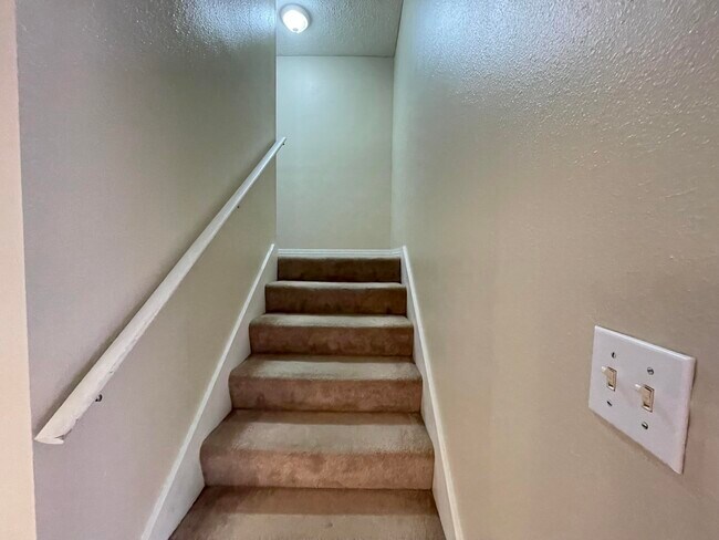 Foto del edificio - 1840 Pointed Leaf Ln