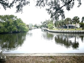 Building Photo - 9105 Tudor Dr