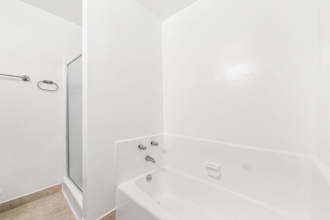 Interior Photo - Burton Almont