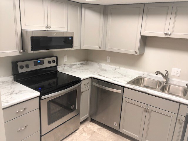 Foto principal - 2074 Park Run Dr