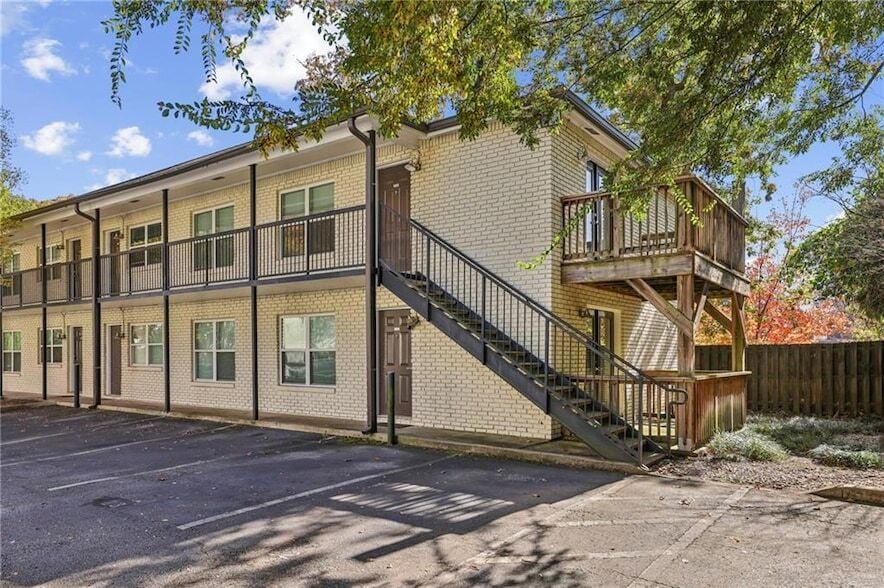 Photo - 48 Peachtree Avenue NE Unit 325