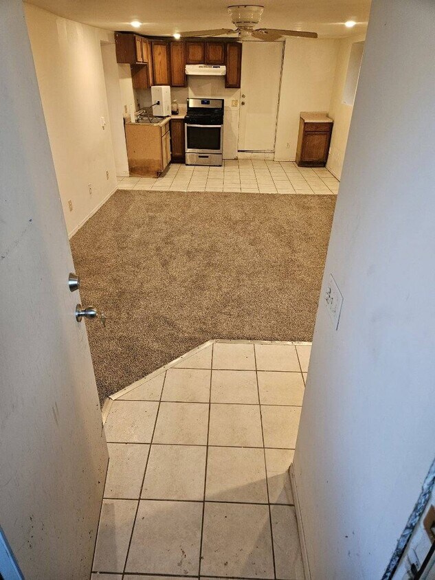 Foto principal - 1203 Weaver St