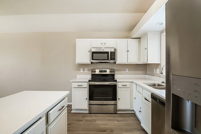 Foto del edificio - 1714 Stewart St