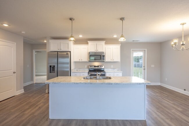 Foto del edificio - 7020 White Pine Ave