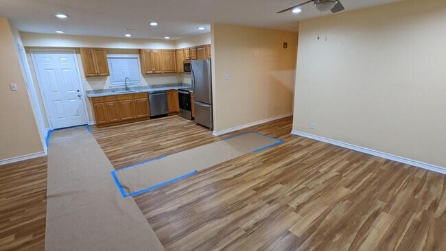 Foto del edificio - 7251 Rimwood St