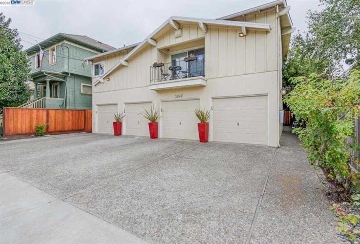 Foto principal - 2 bedroom in Oakland CA 94618