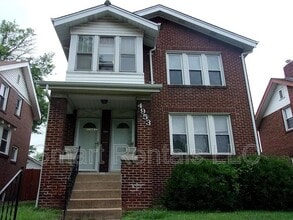 Building Photo - 4953 Sutherland Ave
