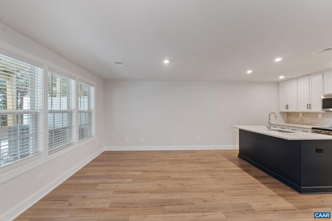 Foto del edificio - 2231 Leeham St