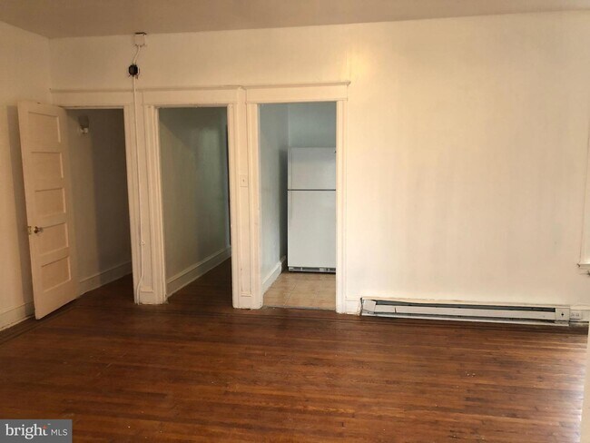 Building Photo - 4804 Frankford Ave