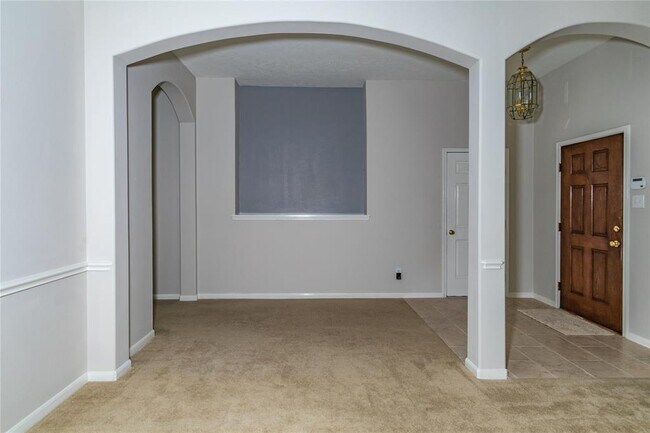 Building Photo - 14134 Silver Glade Ln