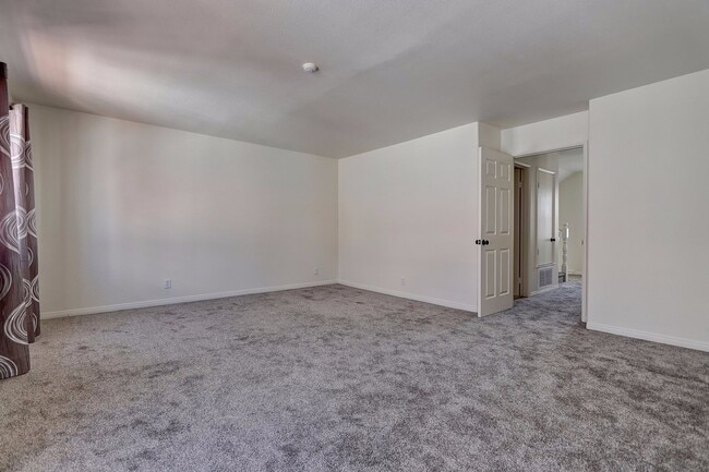 Building Photo - This walking score rocks!