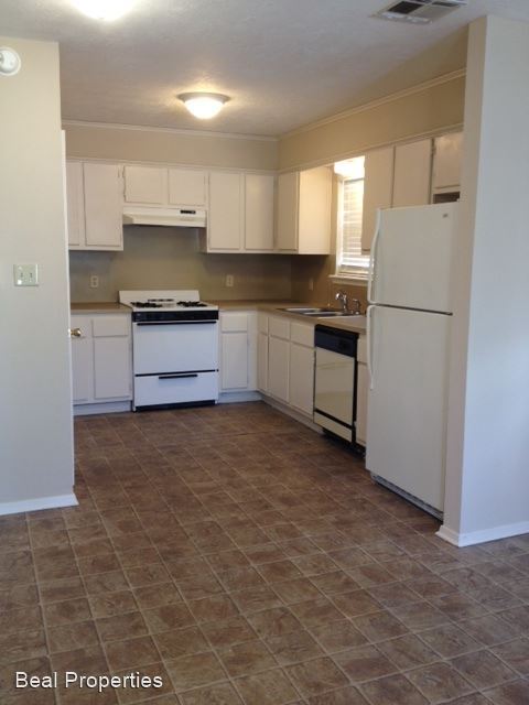 Building Photo - 3 br, 2 bath House - 701 Swiss Ct