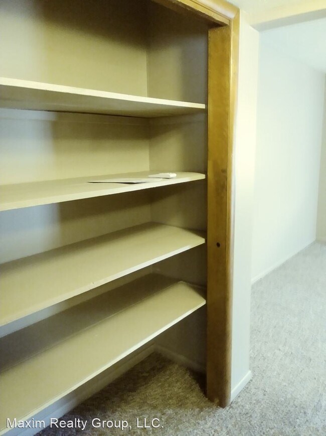 Foto del edificio - 4854 Taylor St