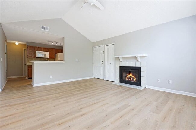 Building Photo - 901 Wentworth Ct