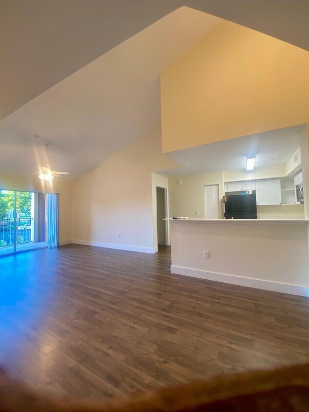 Primary Photo - 7864 Sonoma Springs Cir