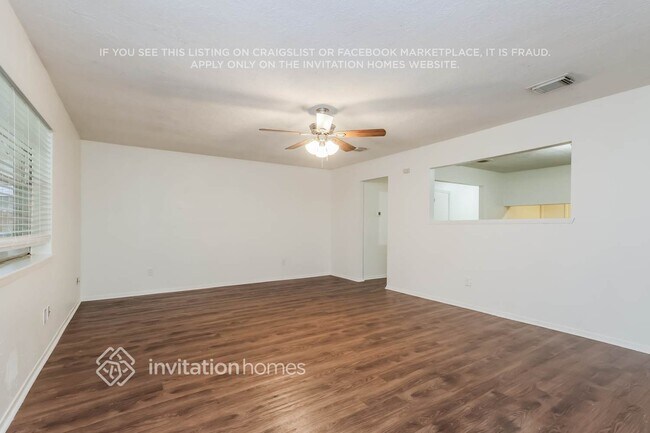 Foto del edificio - 3322 Dawnwood Dr