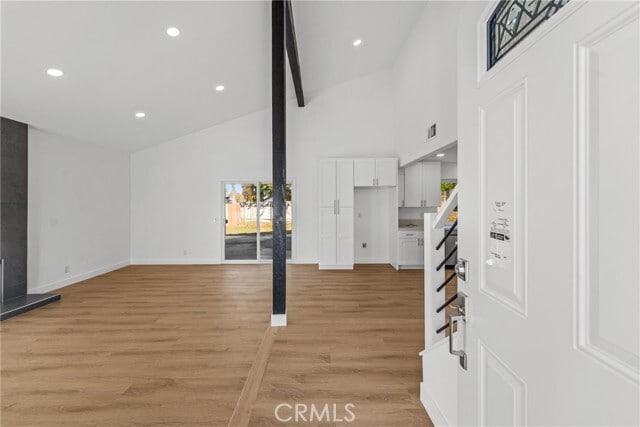 Foto del edificio - 22042 Tanager St