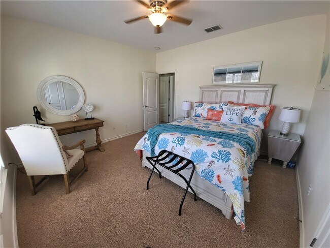 Building Photo - 13953 Windjammer Dr