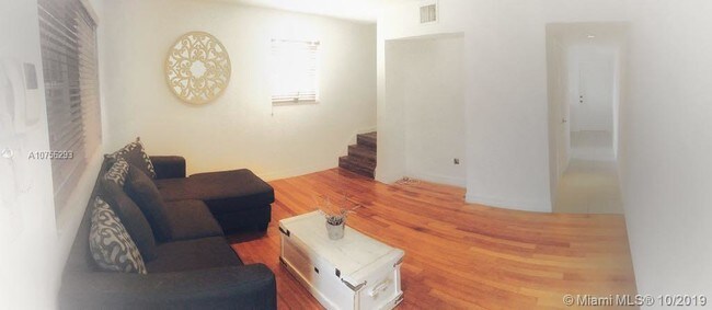 Building Photo - 7801 Hispanola Ave