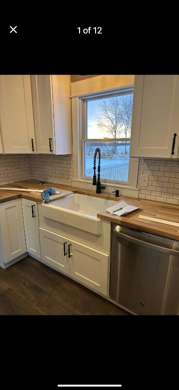 Foto del edificio - 7411 Pine Island Dr NE