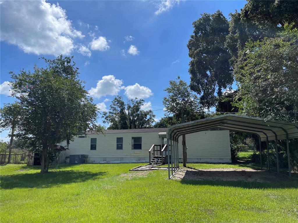 Primary Photo - 8719 Lithia Pinecrest Rd
