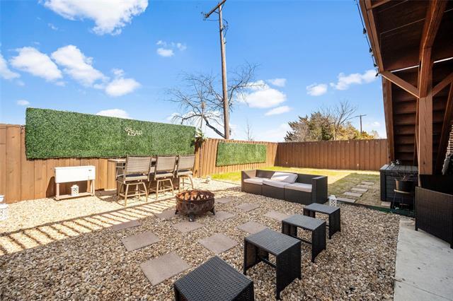 Building Photo - 6606 Windward View Dr
