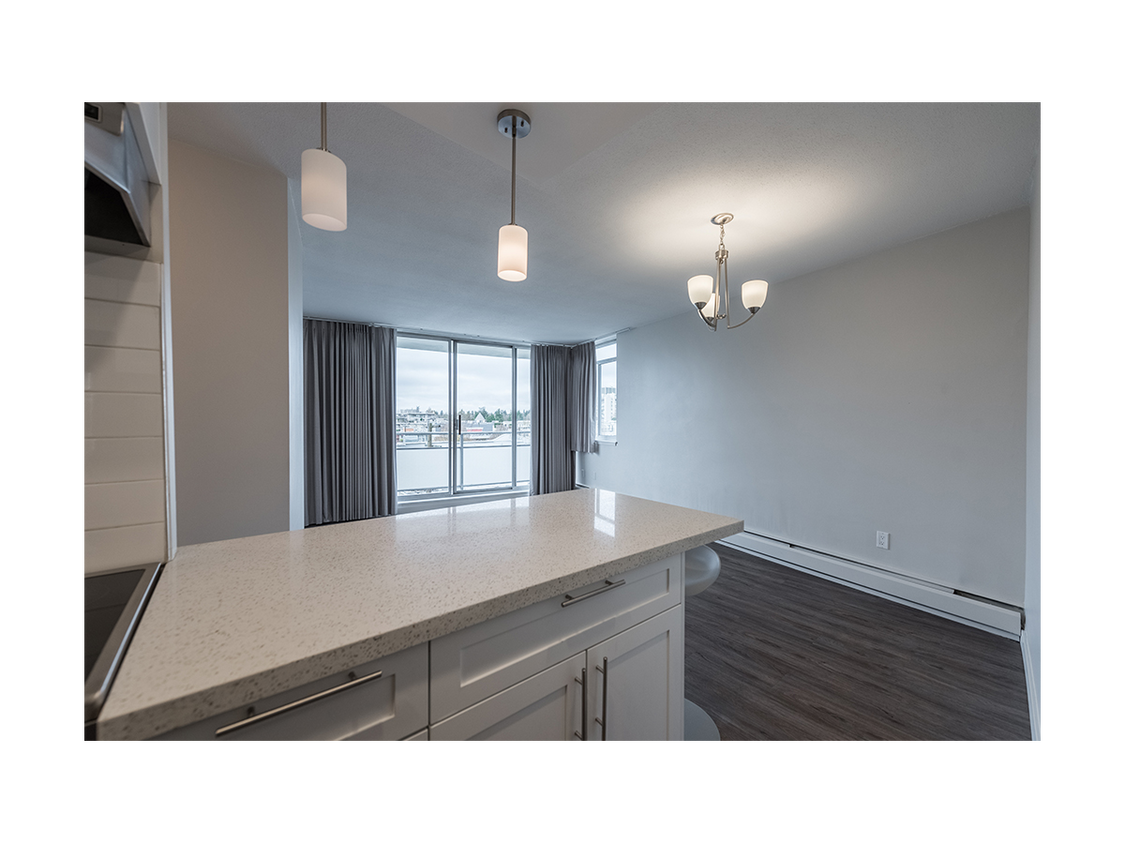 Park Towers Apartments 5815 Yew St Vancouver, BC