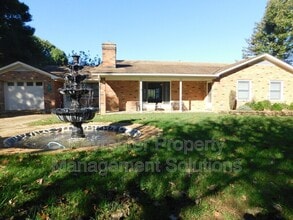 Building Photo - 251 William Cousins Rd
