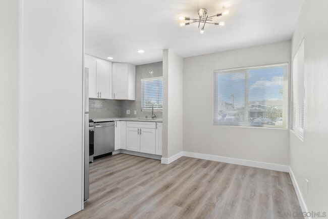 Building Photo - 3817 Marlborough Ave