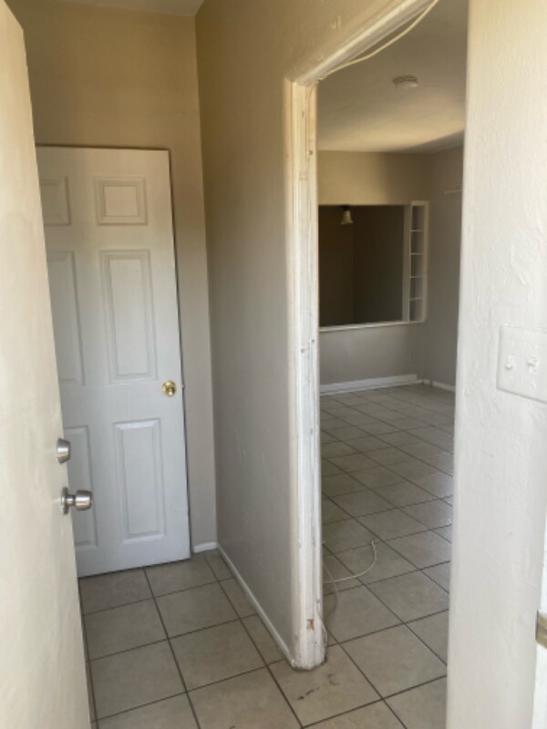 3553 Park Ave Unit 3555, Riverside, CA 92507 Room for Rent in