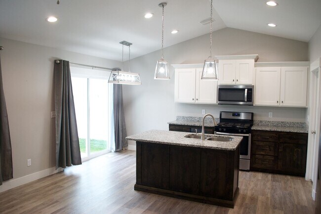 Foto del edificio - Beautiful 5 Bed, 3.5 Bath Home in Rigby, Idaho!