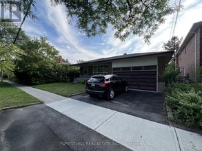 Building Photo - 444 Longmore St