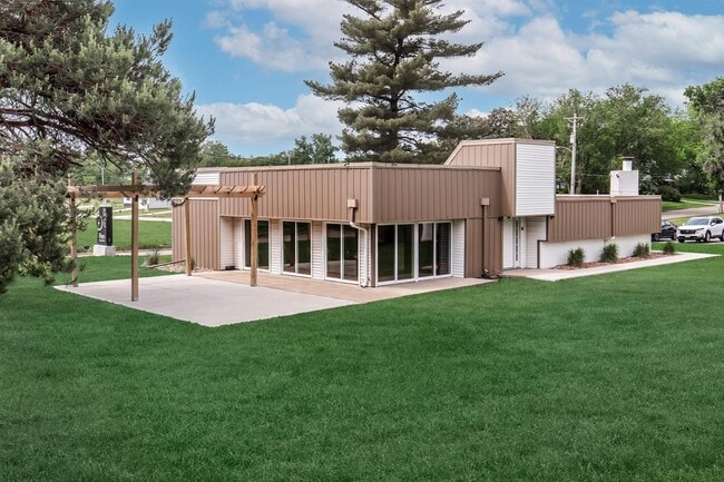 Foto del edificio - Finn Apartments