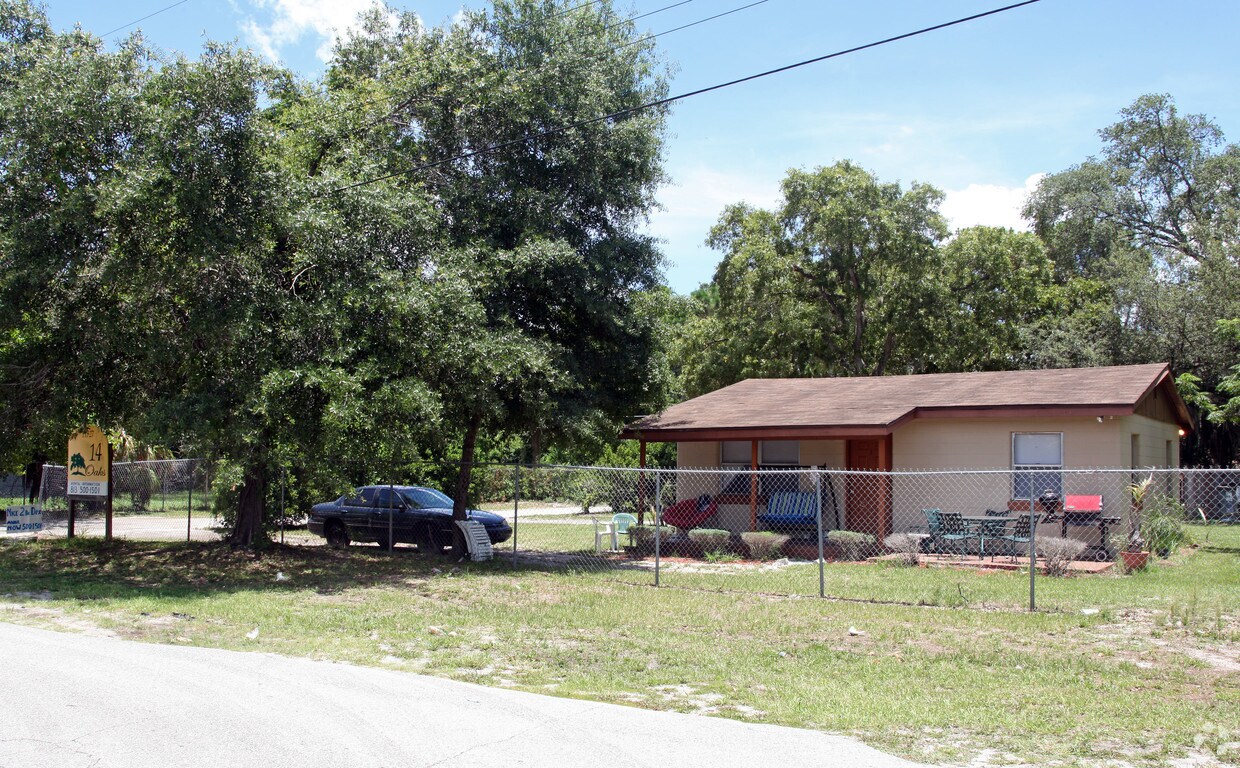 Primary Photo - 11727 N 14th St