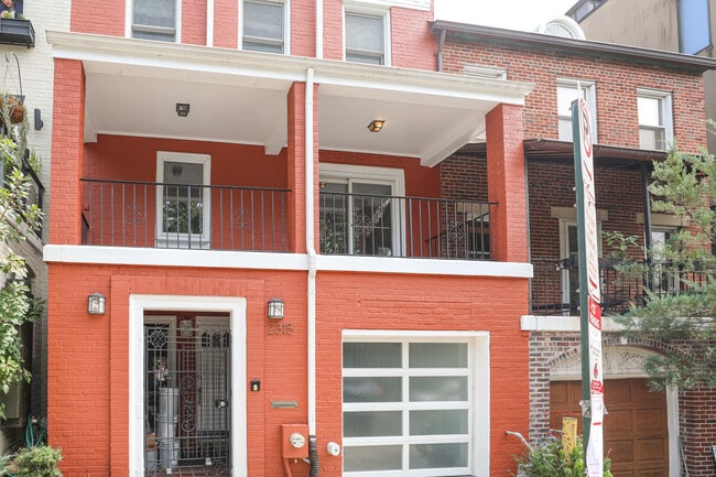 Building Photo - 2315 15th St NW