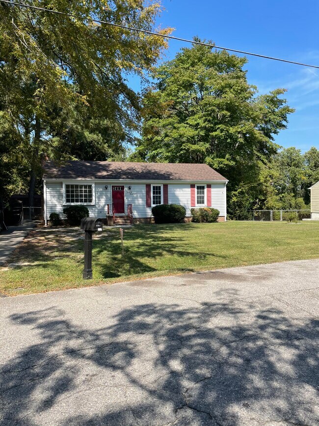 Foto del edificio - 2628 Homestead Dr