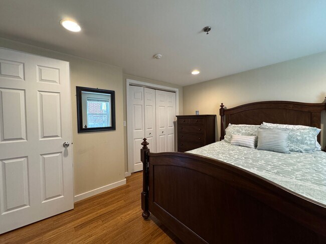 Foto del edificio - $300 Off 1st Month's Rent!