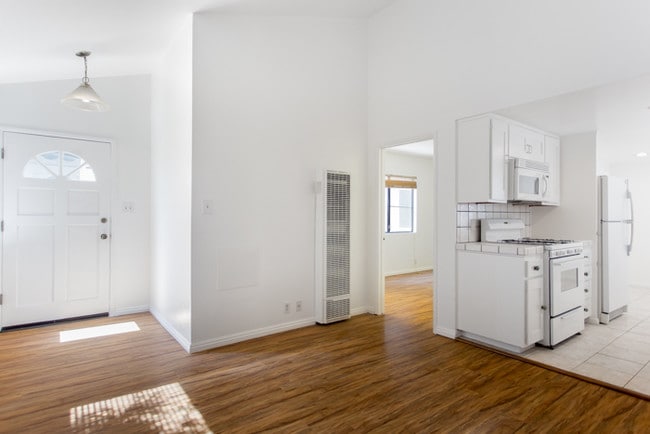 Foto del edificio - 539 Venice Way