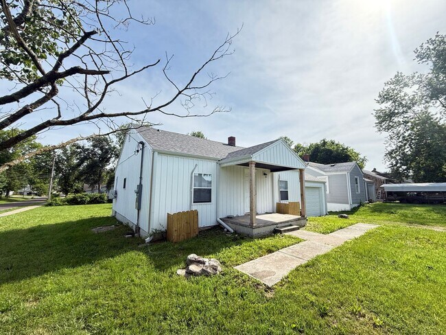 Foto del edificio - 2 Bed 1 Bath Springfield, MO