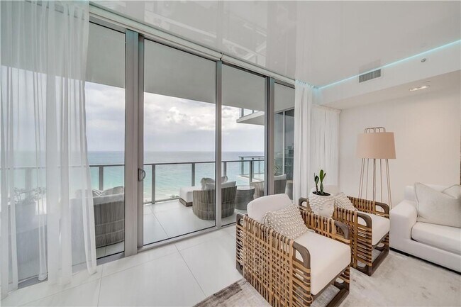 Foto del edificio - 2200 N Ocean Blvd