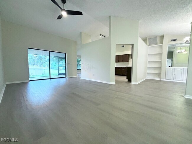 Foto del edificio - 2200 SW 40th St