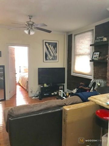 Foto del edificio - 3304 Ditmars Blvd