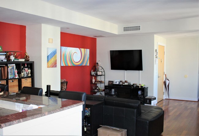 Living Room - 111 S 15th St