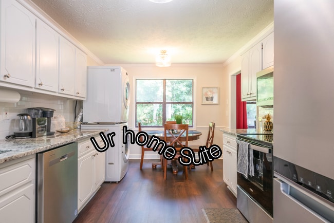 Foto del edificio - 4350 Wesley Pl