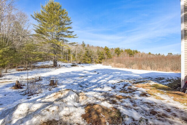 Building Photo - 25 Twin Pines Rd