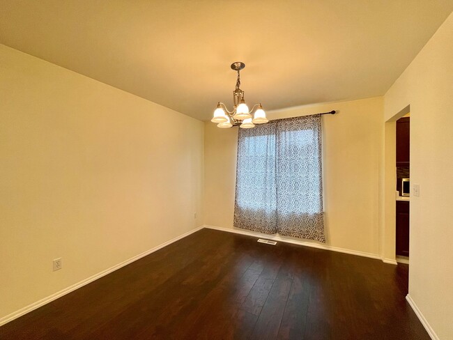 Building Photo - Great Home For Rent