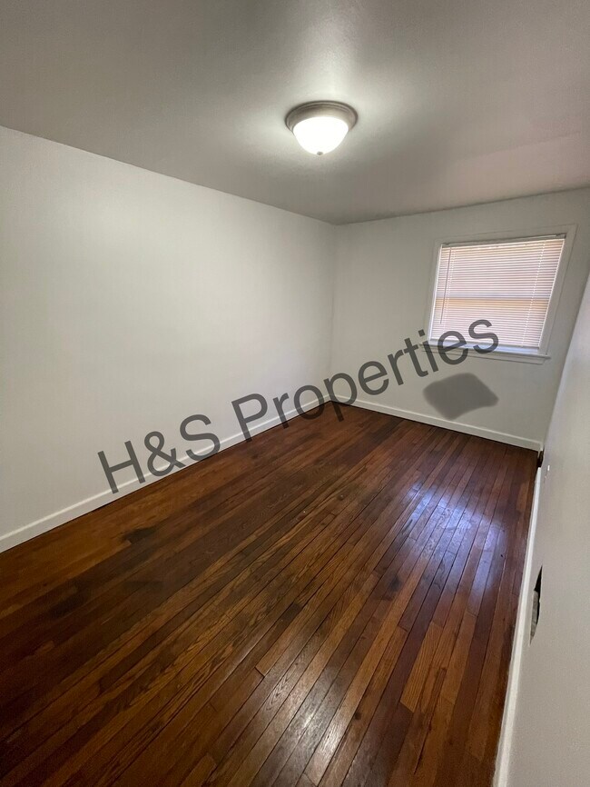 Foto del edificio - 2454 Brookwood St